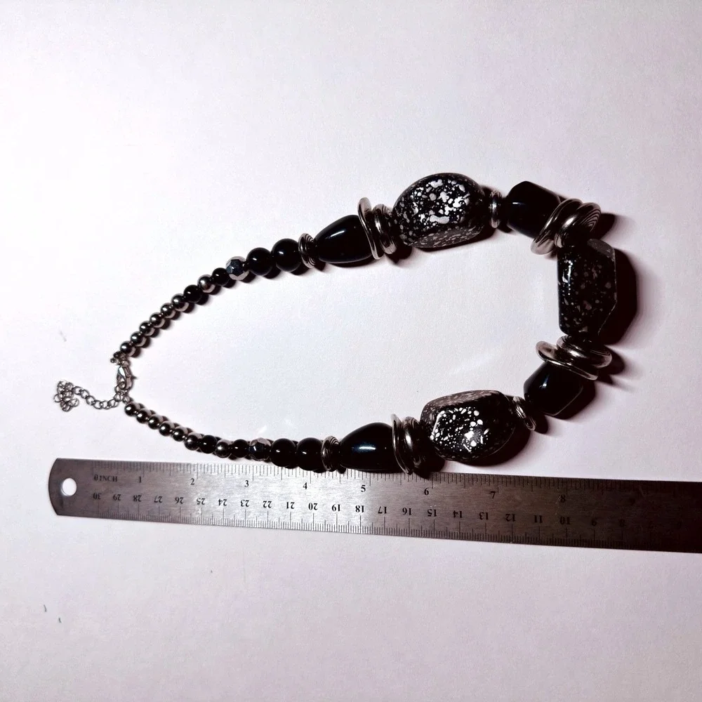 Statement Necklace Women OS Black Silver Speckled Chunky Bib Excellent